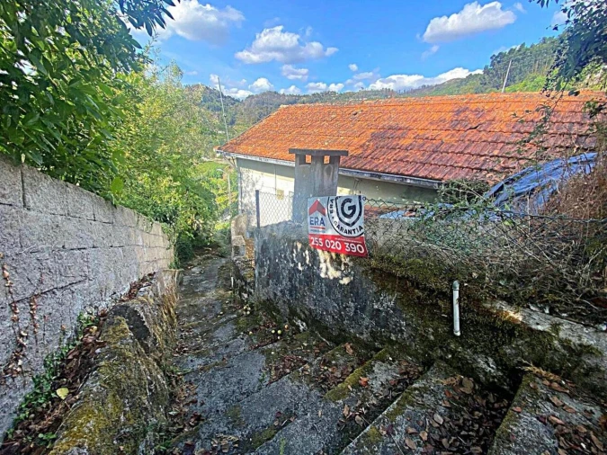 Moradia T1 para Venda em Soalhães Foto 3