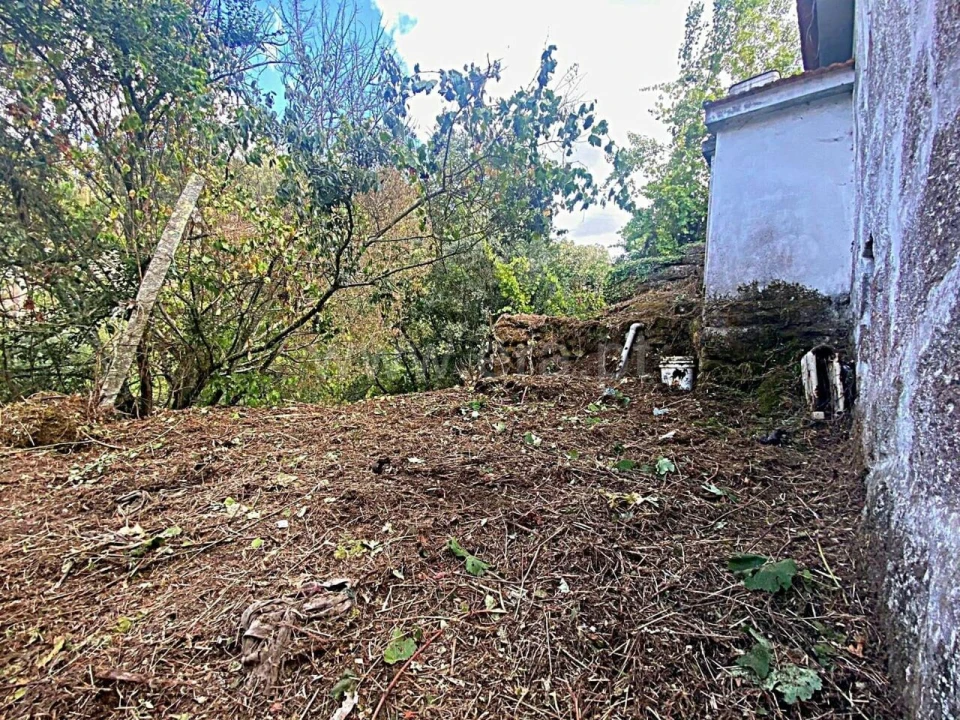 Moradia T1 para Venda em Soalhães Foto 9