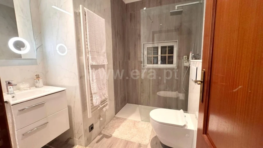 Moradia T3 para Venda em Marco Foto 18