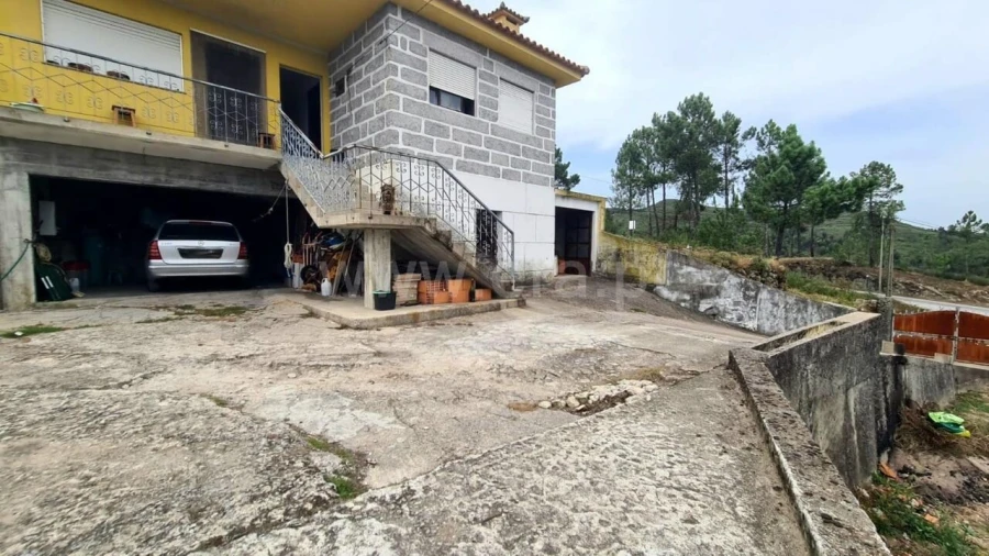 Moradia T2 para Venda em Penhalonga e Paços de Gaiolo Foto 5