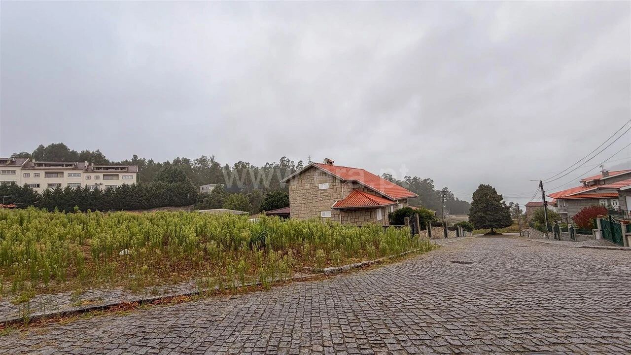 Terreno para Venda em Alpendorada, Várzea e Torrão Foto 4