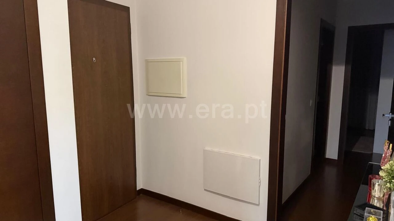 Apartamento T3 para Venda em Alpendorada, Várzea e Torrão Foto 2