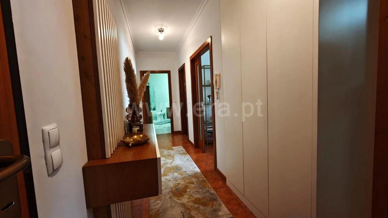 Apartamento T1 para Venda em Vila Boa do Bispo Foto 2