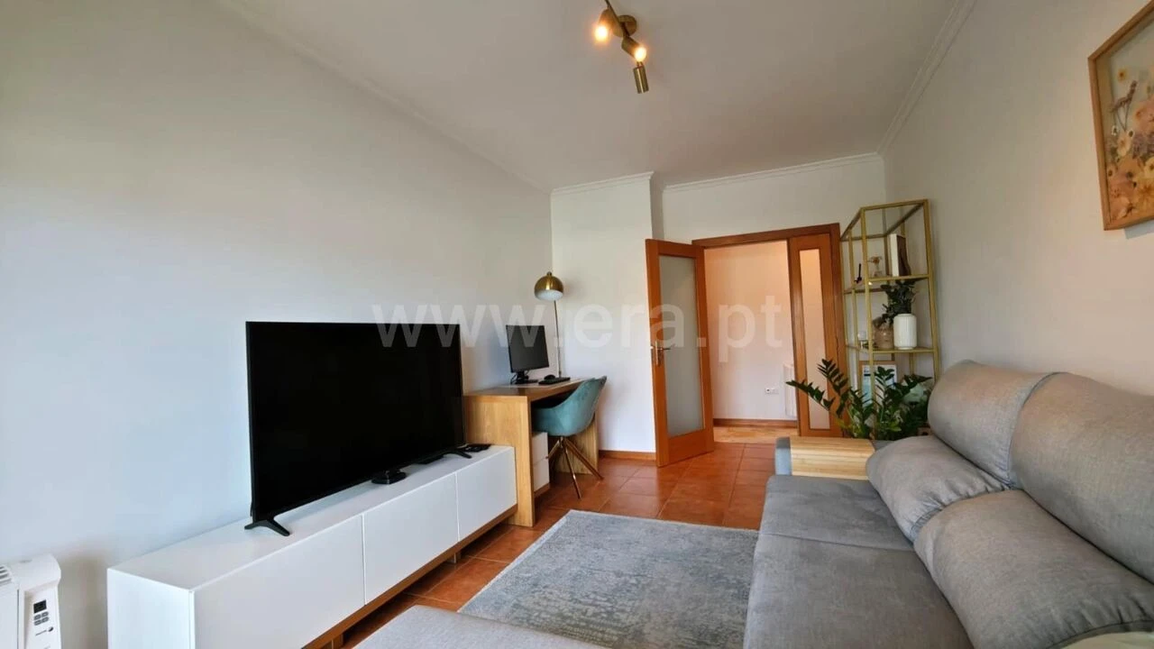 Apartamento T1 para Venda em Vila Boa do Bispo Foto 7