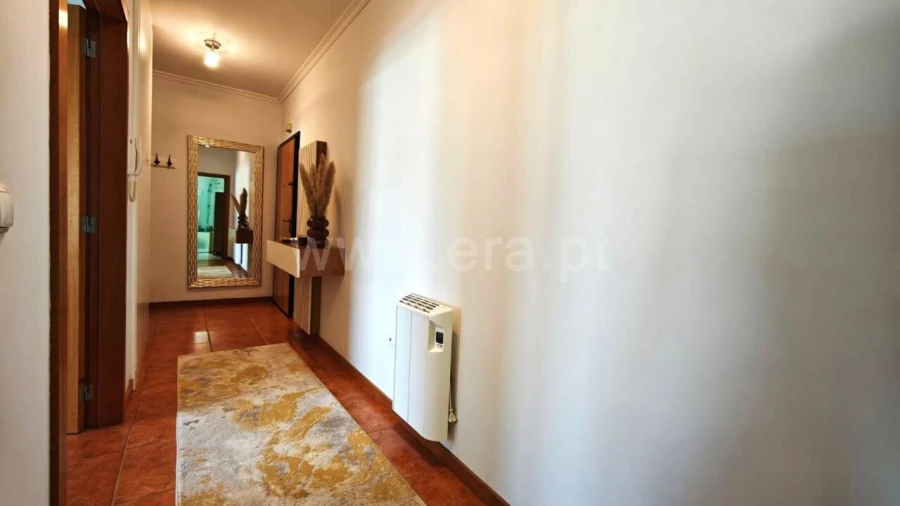 Apartamento T1 para Venda em Vila Boa do Bispo Foto 3