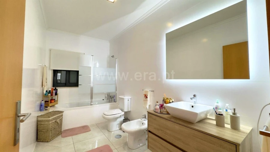 Moradia T3 para Venda em Castelões Foto 13