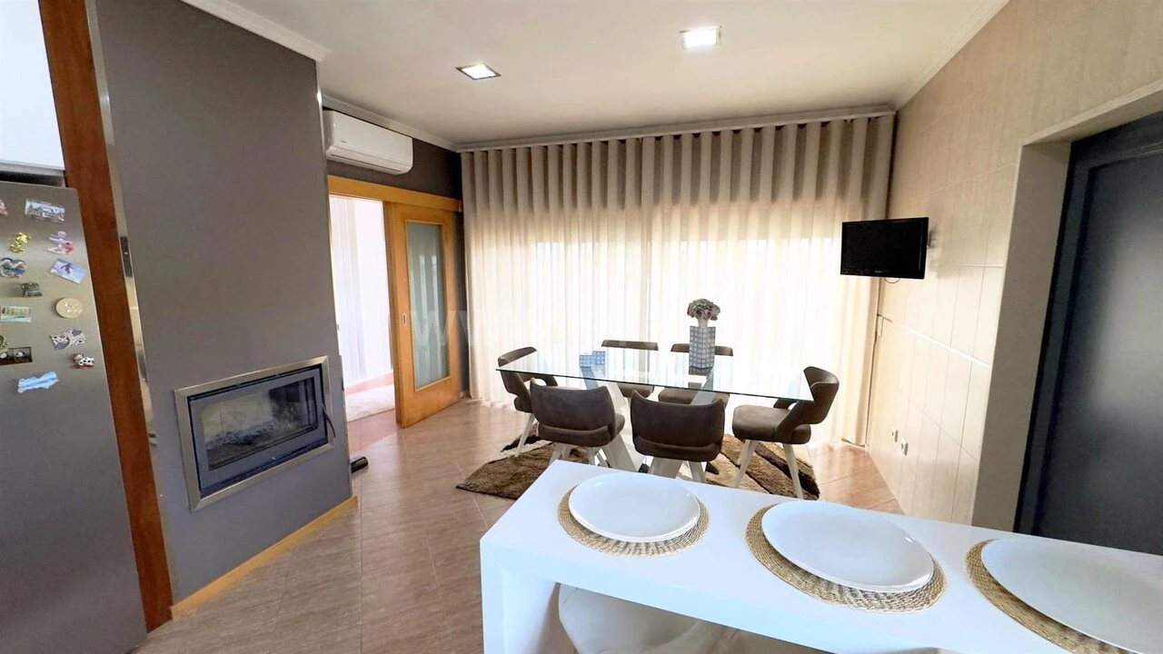 Moradia T3 para Venda em Castelões Foto 8