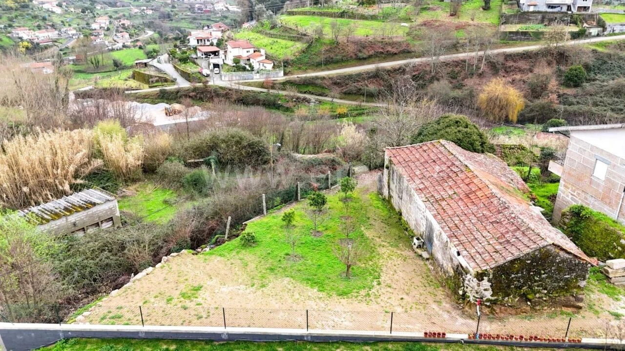 Moradia T0 para Venda em Santa Marinha do Zezere Foto 9