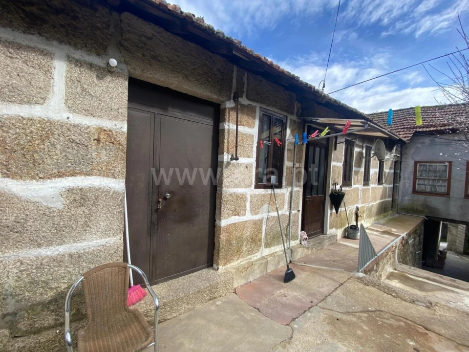 Moradia T0 para Venda em Paredes de Viadores e Manhuncelos Foto 5