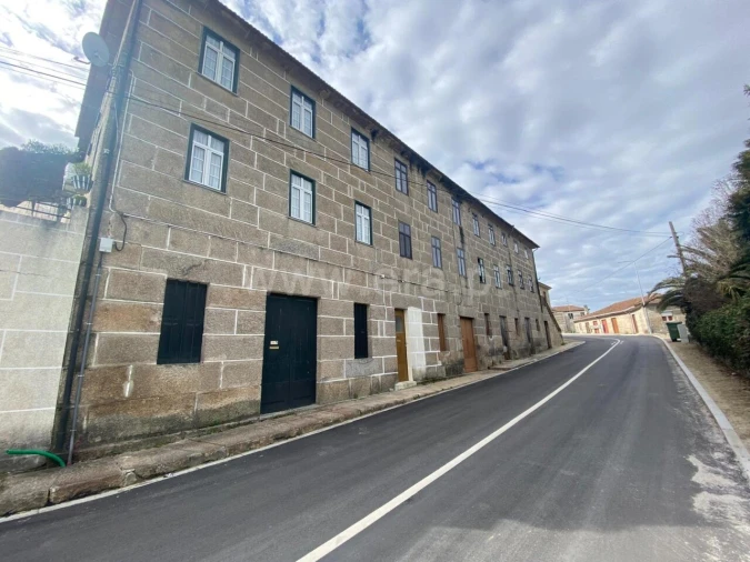 Moradia T0 para Venda em Paredes de Viadores e Manhuncelos Foto 2