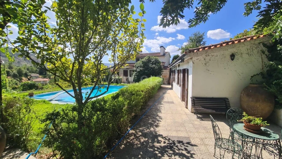 Moradia T4 para Venda em São Cristovão de Nogueira Foto 5