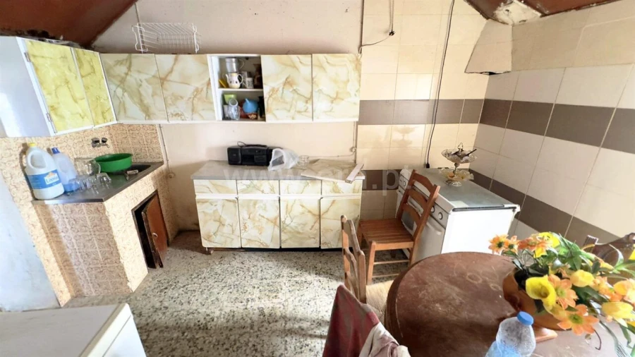 Moradia T0 para Venda em Alpendorada, Várzea e Torrão Foto 11