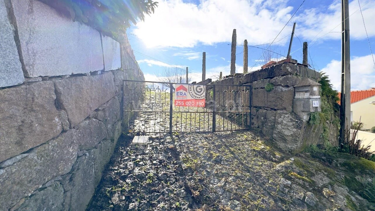 Moradia T0 para Venda em Alpendorada, Várzea e Torrão Foto 2