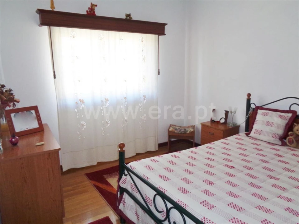 Moradia T4 para Venda em Marco Foto 8