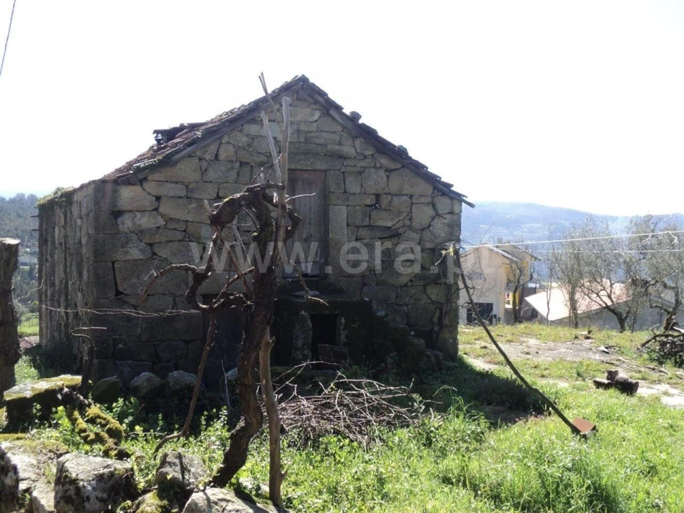 Moradia T0 para Venda em Sande e São Lourenço Foto 2