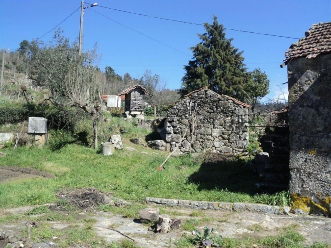 Moradia T0 para Venda em Sande e São Lourenço Foto 6