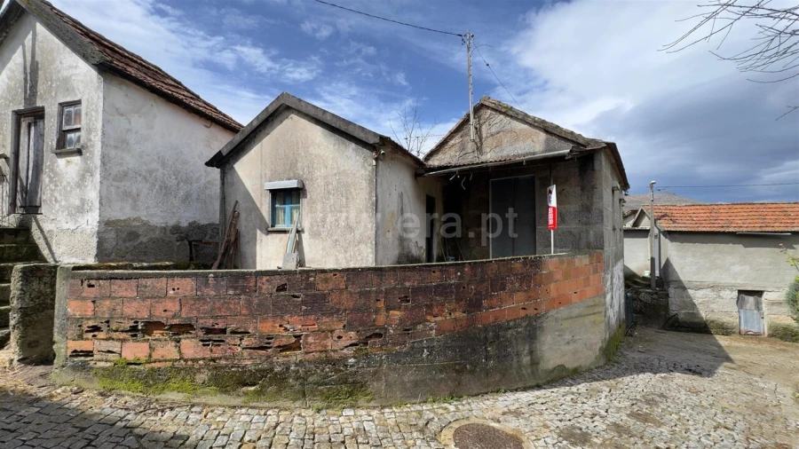 Moradia T0 para Venda em Tendais Foto 4