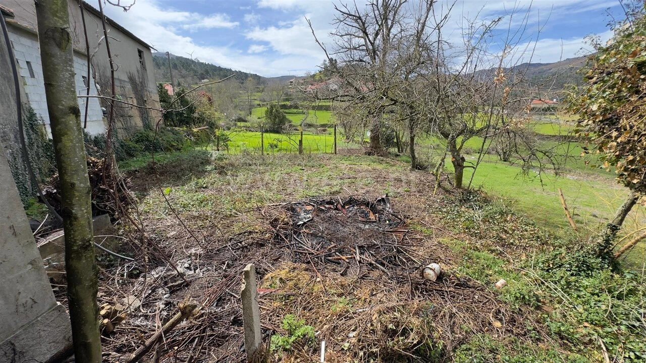 Moradia T0 para Venda em Tendais Foto 12