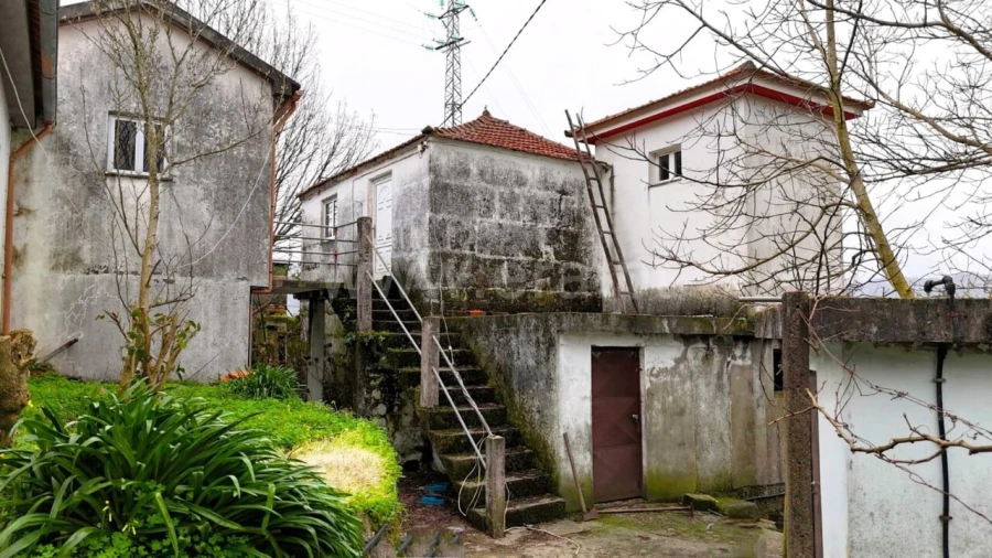 Moradia T4 para Venda em Gove Foto 3