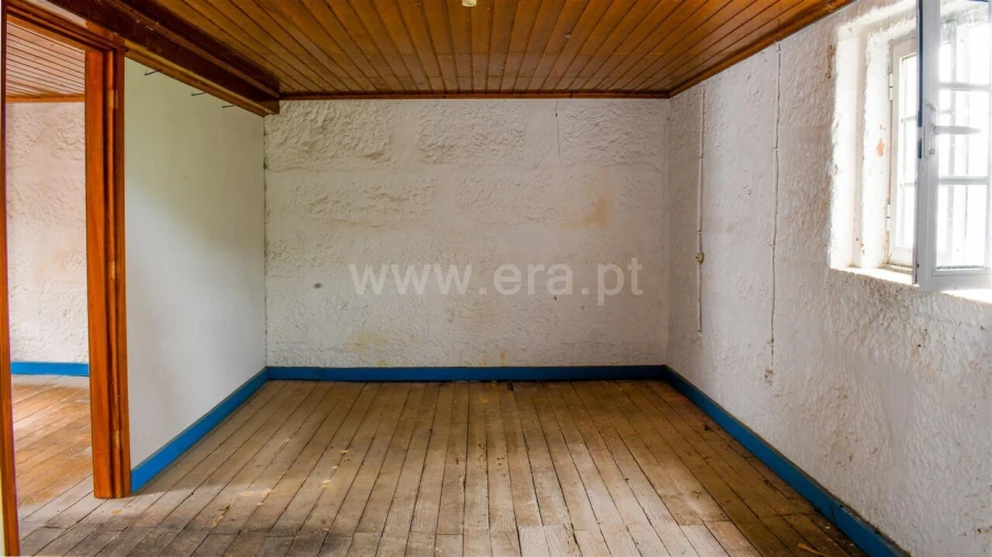 Moradia T4 para Venda em Gove Foto 5