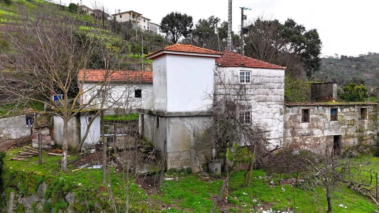 Moradia T4 para Venda em Gove Foto 7