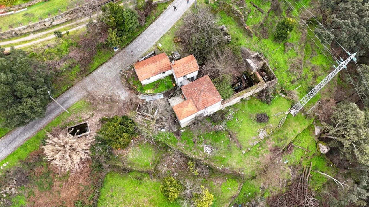 Moradia T4 para Venda em Gove Foto 5