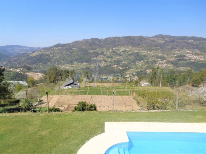 Quinta T6 para Venda em São Cristovão de Nogueira Foto 1