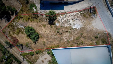 Terreno para Venda em Avessadas e Rosém