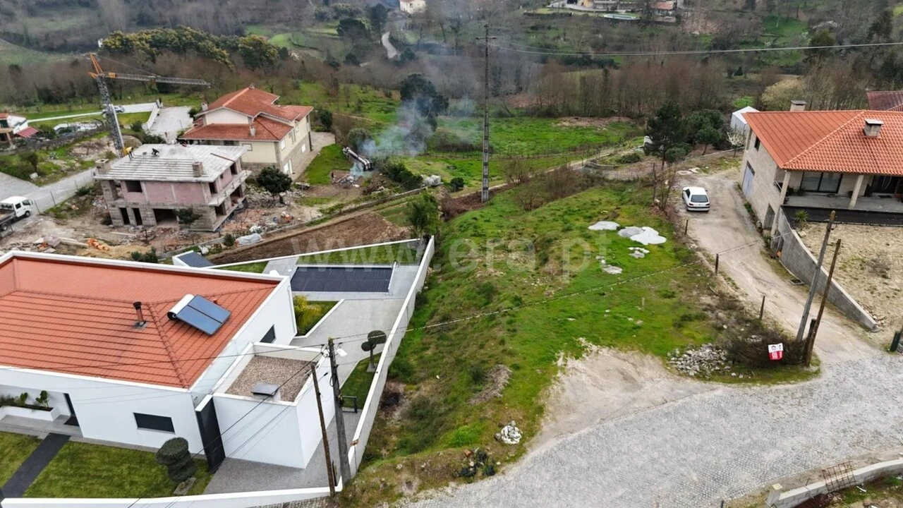 Terreno para Venda em Avessadas e Rosém Foto 2