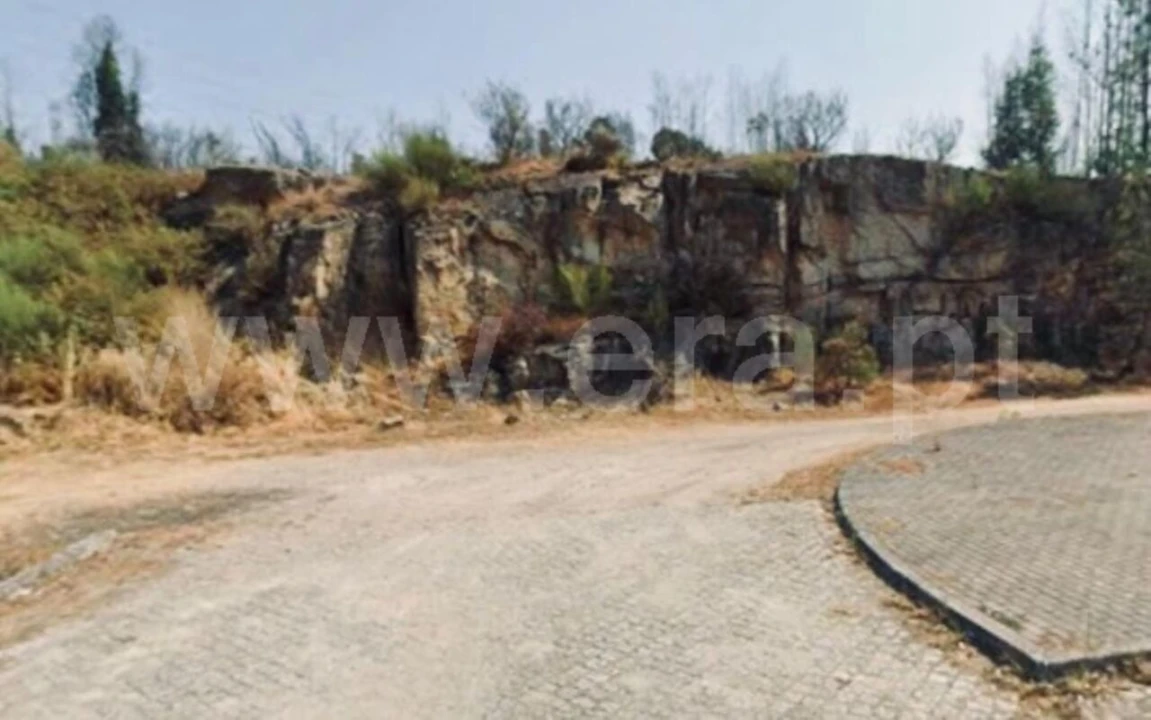 Terreno para Venda em Abragão Foto 1