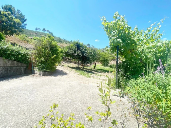 Moradia T3 para Venda em Gove Foto 7