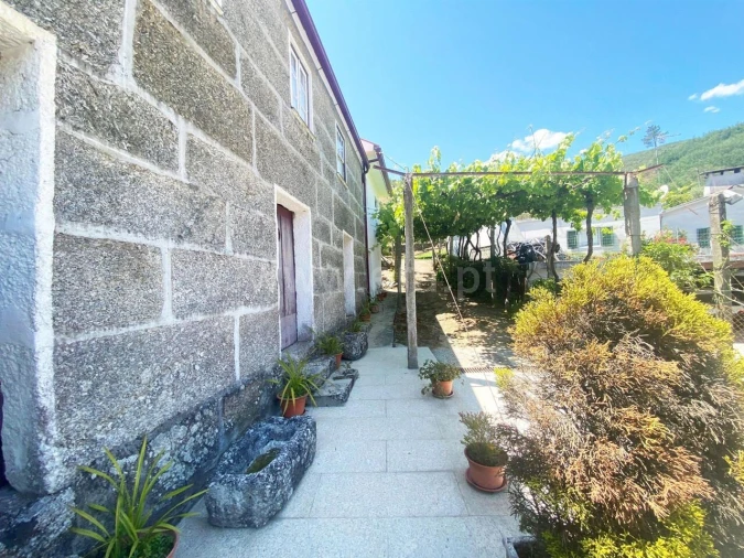 Moradia T3 para Venda em Gove Foto 4