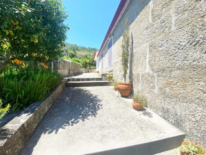 Moradia T3 para Venda em Gove Foto 5