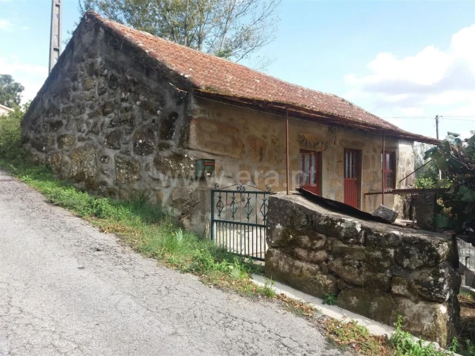 Moradia T1 para Venda em Sande e São Lourenço Foto 1