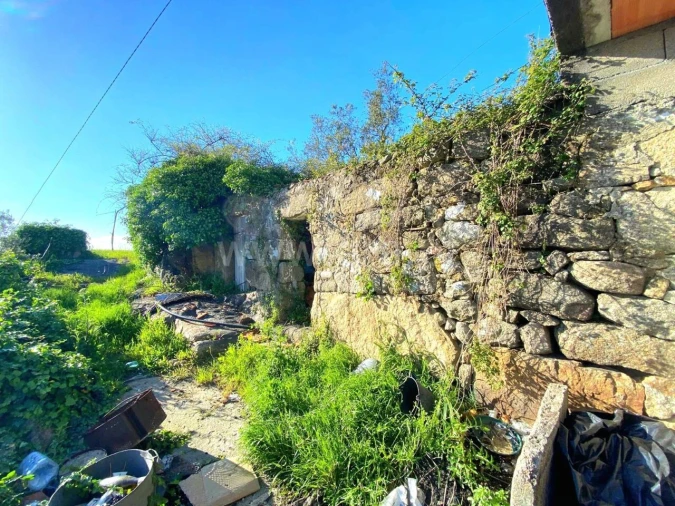 Moradia T0 para Venda em Penhalonga e Paços de Gaiolo Foto 2