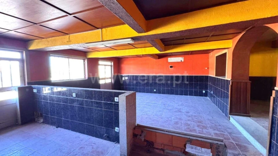 Moradia T2 para Venda em Alpendorada, Várzea e Torrão Foto 9