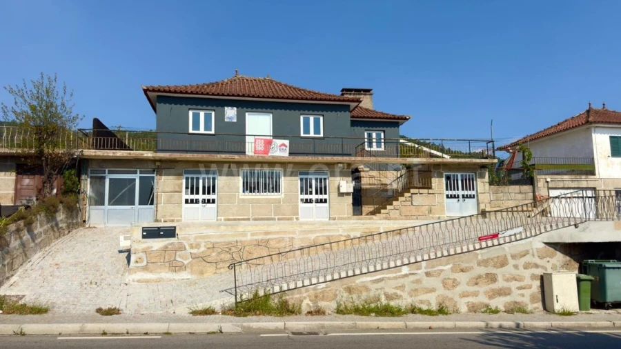Moradia T2 para Venda em Alpendorada, Várzea e Torrão