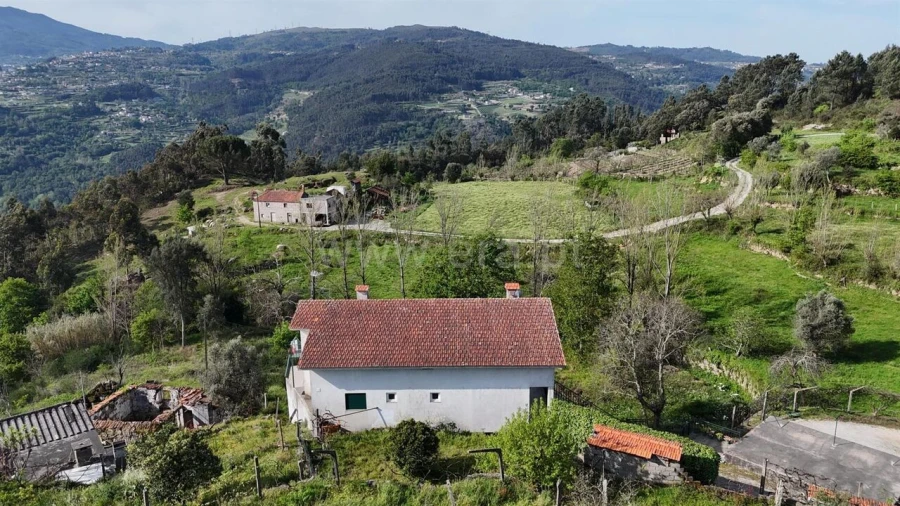 Quinta T3 para Venda em Penhalonga e Paços de Gaiolo Foto 16