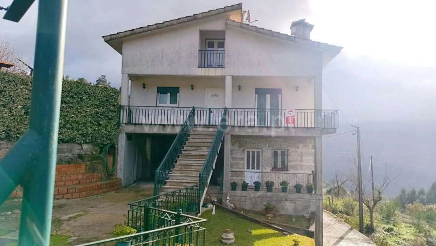 Quinta T3 para Venda em Penhalonga e Paços de Gaiolo Foto 2