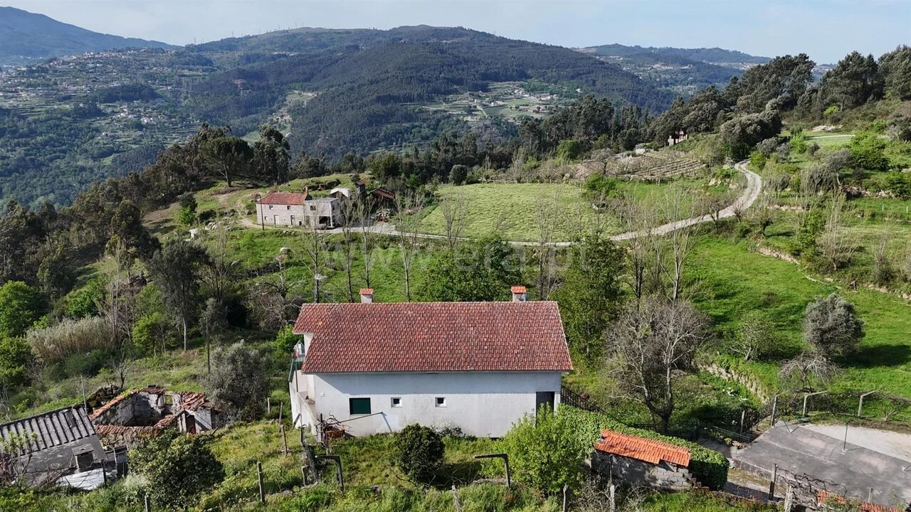 Quinta T3 para Venda em Penhalonga e Paços de Gaiolo Foto 16