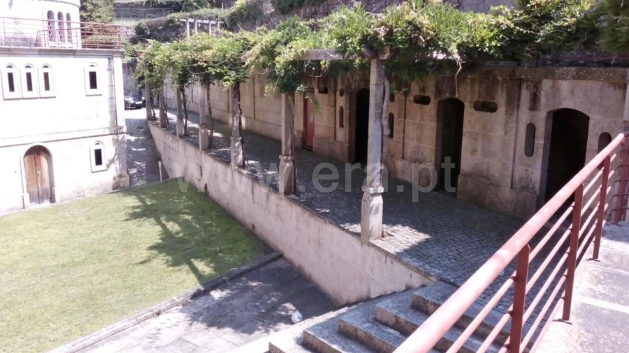 Negócio para Venda em Oliveira do Douro