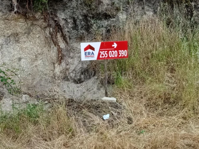 Terreno para Venda em Paredes de Viadores e Manhuncelos Foto 12