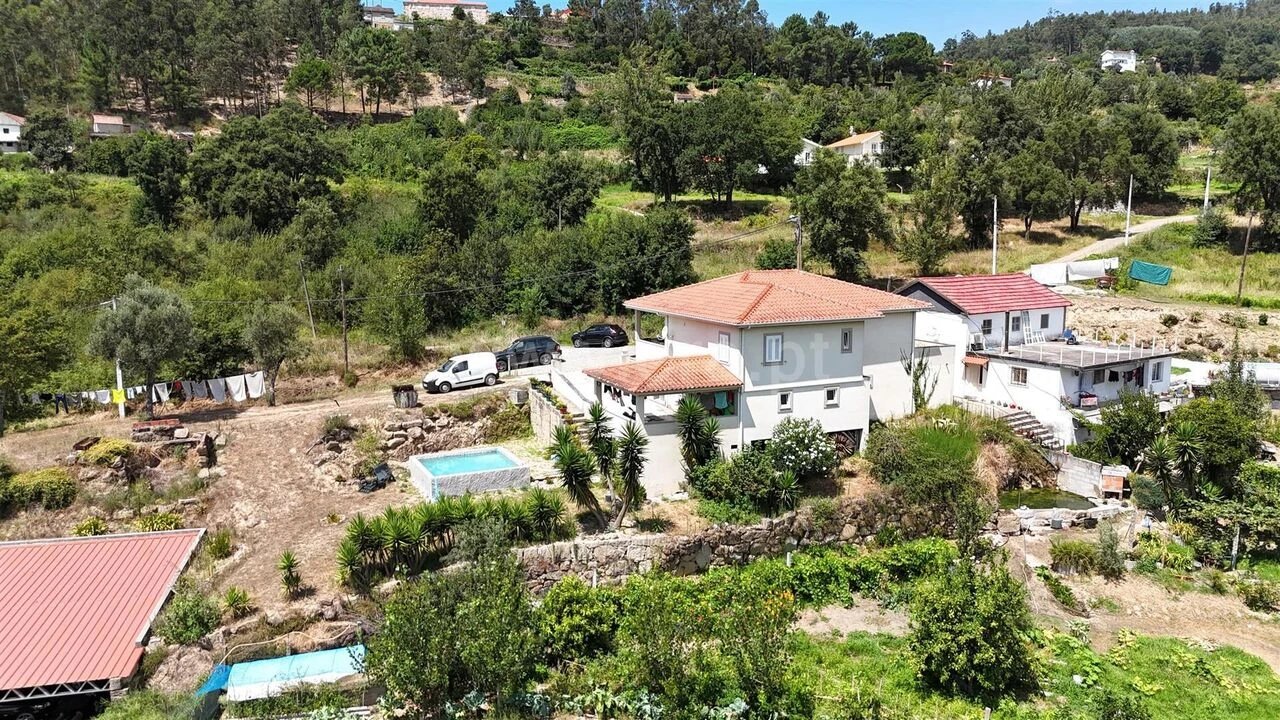 Moradia T3 para Venda em Penhalonga e Paços de Gaiolo Foto 3