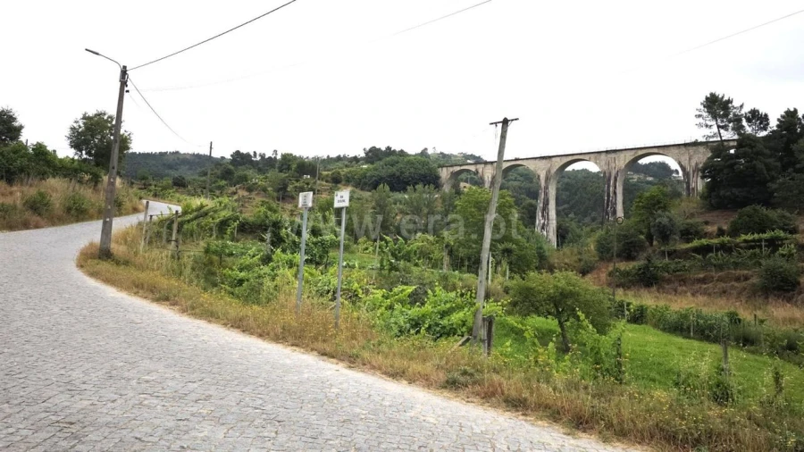 Quinta T0 para Venda em Paredes de Viadores e Manhuncelos Foto 3
