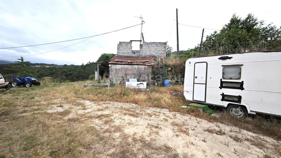 Quinta T0 para Venda em Paredes de Viadores e Manhuncelos Foto 5