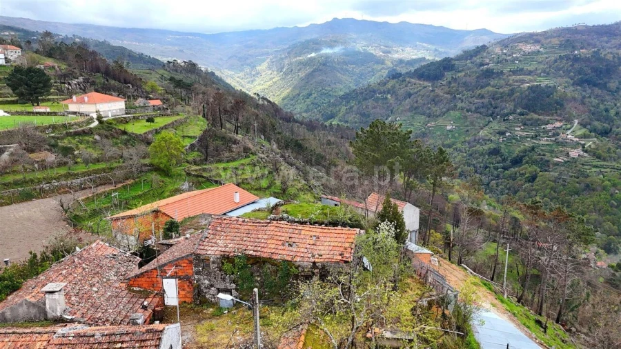 Moradia T0 para Venda em Ferreiros de Tendais Foto 15