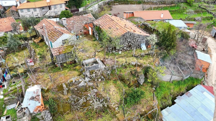 Moradia T0 para Venda em Ferreiros de Tendais