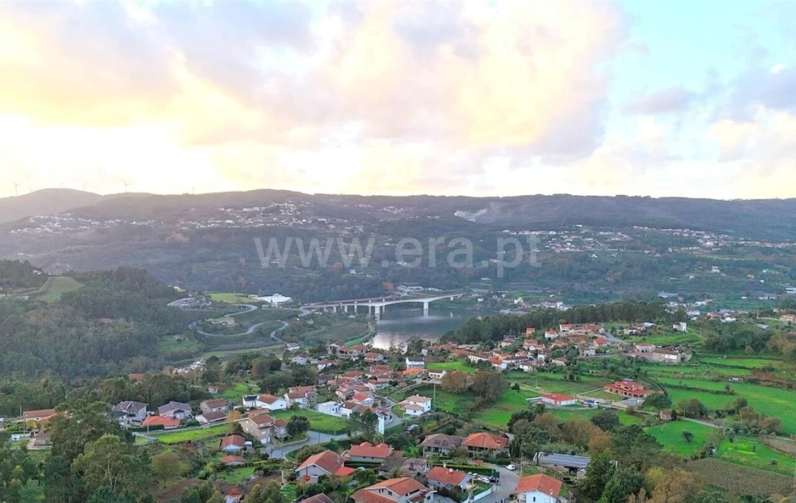 Terreno para Venda em Alpendorada, Várzea e Torrão Foto 11
