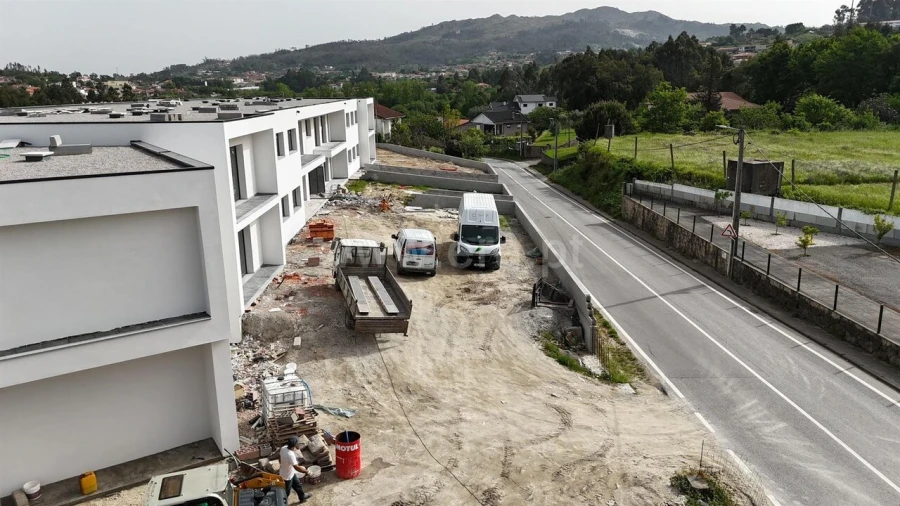 Apartamento T3 para Venda em Bem Viver Foto 2