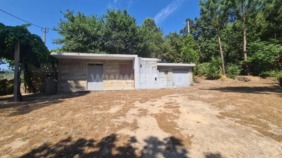 Terreno para Venda em Sande e São Lourenço Foto 13